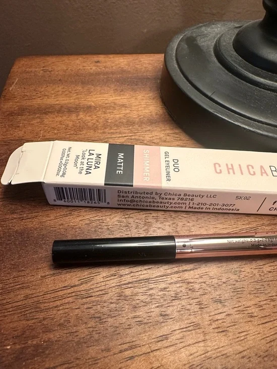 CHICABEAUTY Duo Gel Eyeliner - Shimmer & Matte (black) BNIB - Picture 5 of 7